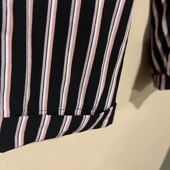 Torrid Multi Stripe Crepe Tie Front Tapered Pants With Belt Size 2 (18-20) - Picture 7 of 12